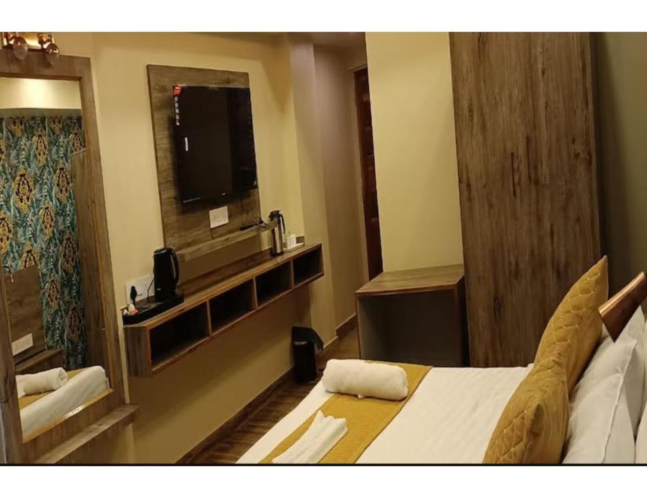 Sona Lodge, Siliguri Eksteriør bilde