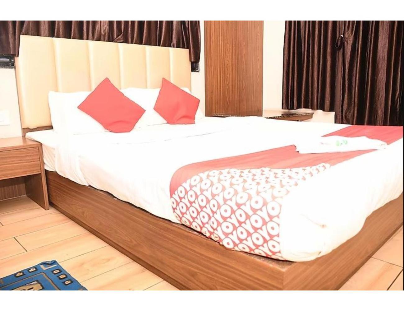 Sona Lodge, Siliguri Eksteriør bilde